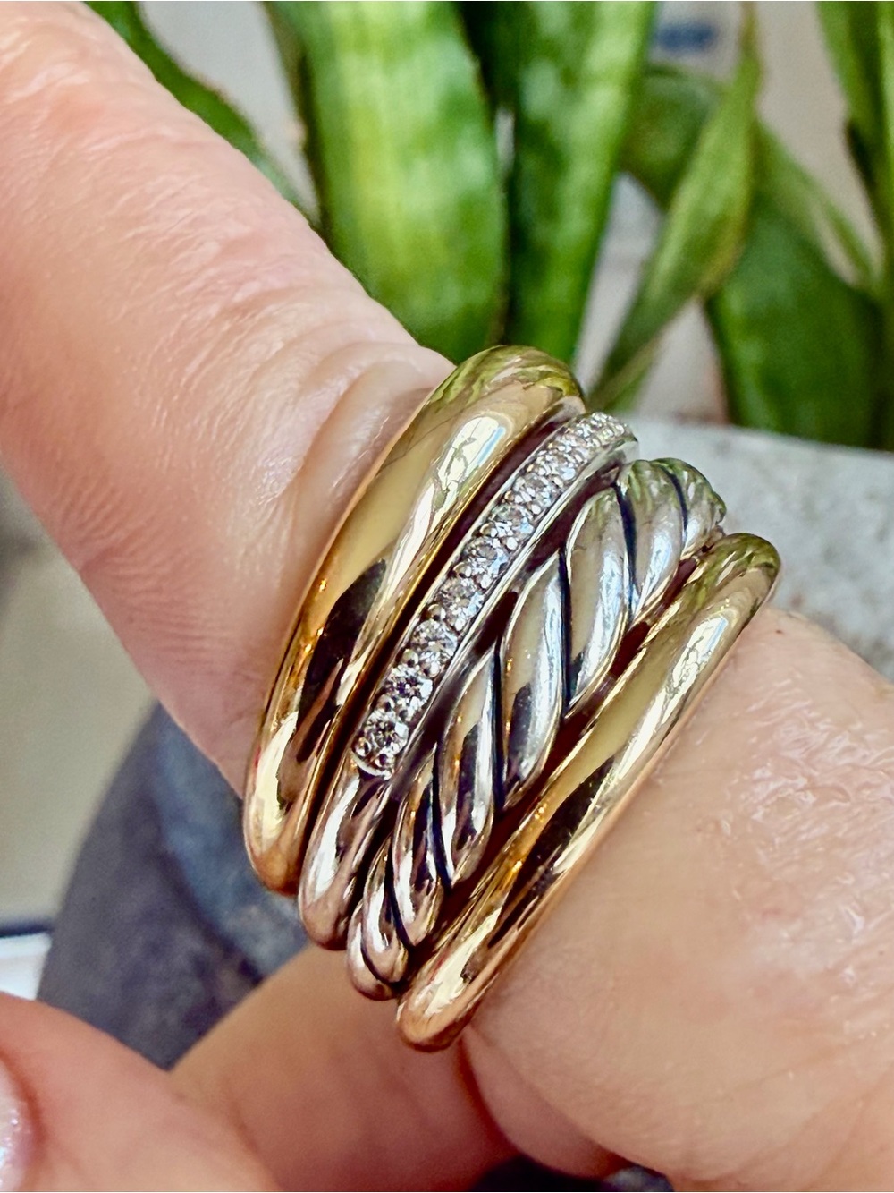 Sold.    David Yurman 18 karat gold sterling and Diamond Ring - Picture 10 of 12
